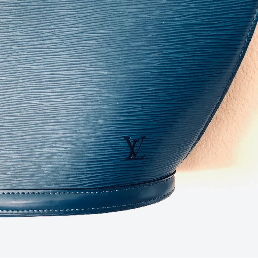 Louis Vuitton epi leather st. Jacques bag - Picture 2 of 9